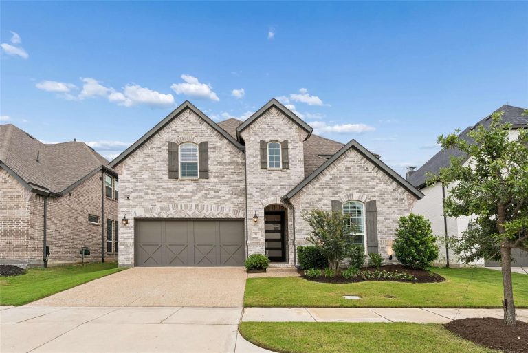 Property Photo of 4916 Cavall Drive, Carrollton 75010 – Home for Sale in Carrollton