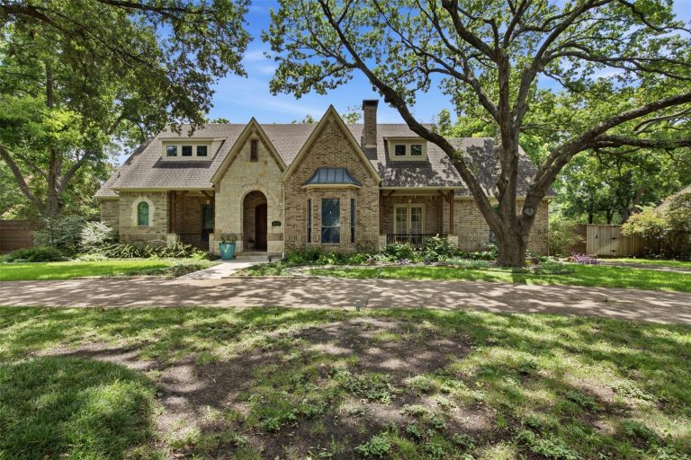 Property Photo of 1439 Tranquilla Drive, Dallas 75218 – Home for Sale in Dallas
