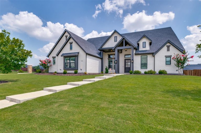 Property Photo of 307 Broadmoor Drive, Haslet 76052 – Home for Sale in Haslet
