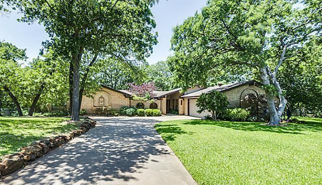 Property Photo of 1410 Mary Court, Keller 76262 – Home for Sale in Keller
