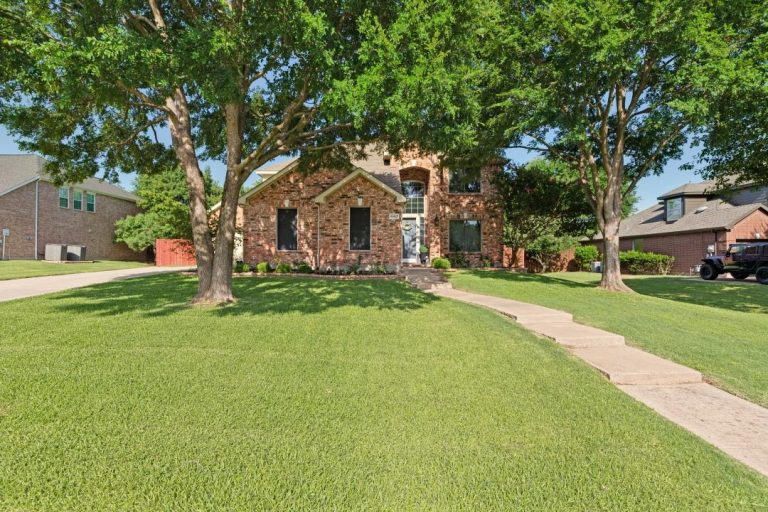 Property Photo of 10422 Whispering Pines Drive, Frisco 75033 – Home for Sale in Frisco
