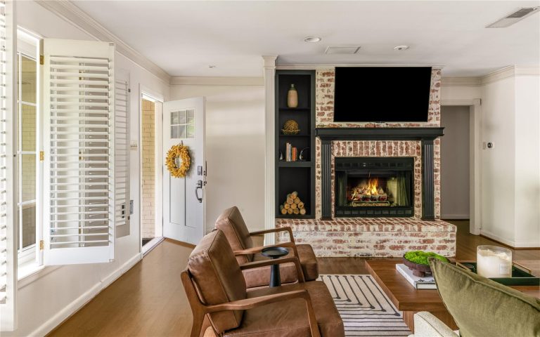Property Photo of 6422 Dunstan Lane, Dallas 75214 – Home for Sale in Dallas