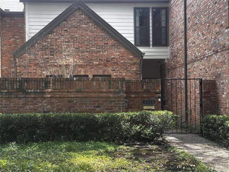 Property Photo of 4356 Westside Drive, Highland Park 75209 – Home for Sale in Highland Park