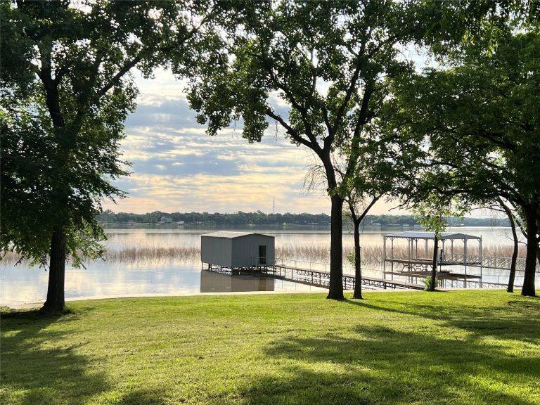 Property Photo of 7342 Briar Road, Azle 76020 – Home for Sale in Azle