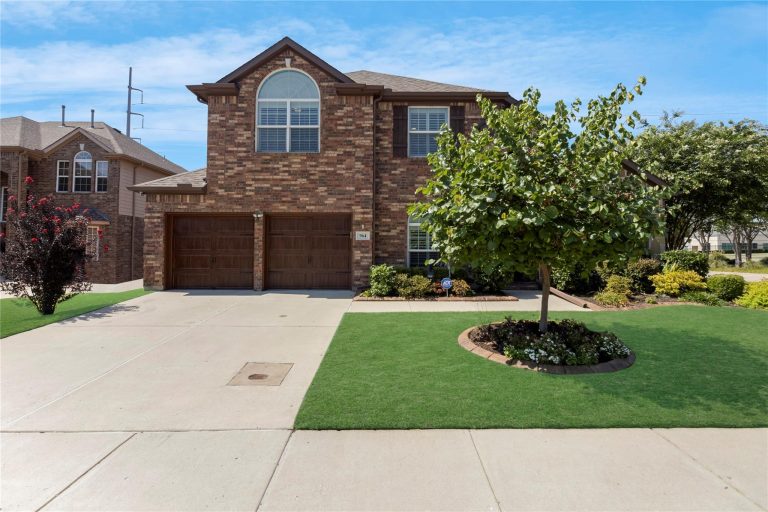Property Photo of 964 Wellington Drive, Lewisville 75067 – Home for Sale in Lewisville