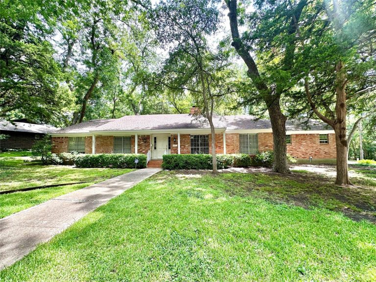 Property Photo of 10812 Lochspring Drive, Dallas 75218 – Home for Sale in Dallas
