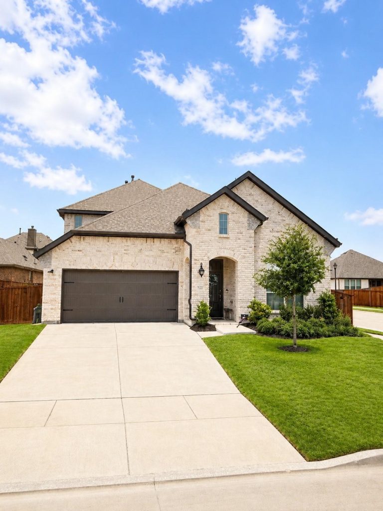 Property Photo of 1661 Everitt Trail, Fort Worth 76052 – Home for Sale in Fort Worth