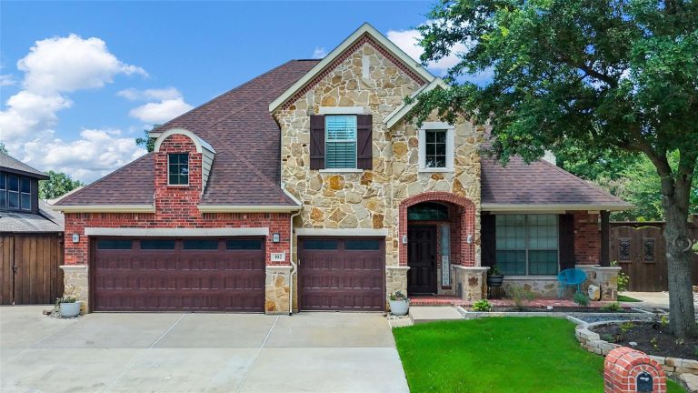 Property Photo of 102 Stamford Drive, Hickory Creek 75065 – Home for Sale in Hickory Creek