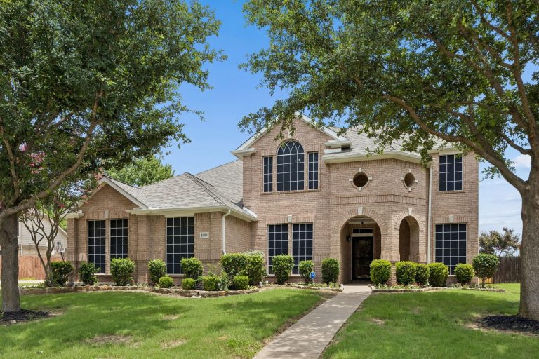 Property Photo of 1808 Clear Summit Lane, Mansfield 76063 – Home for Sale in Mansfield