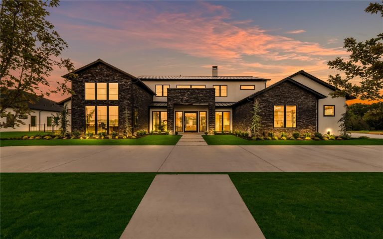 Property Photo of 327 Longview Place, Heath 75032 – Home for Sale in Heath