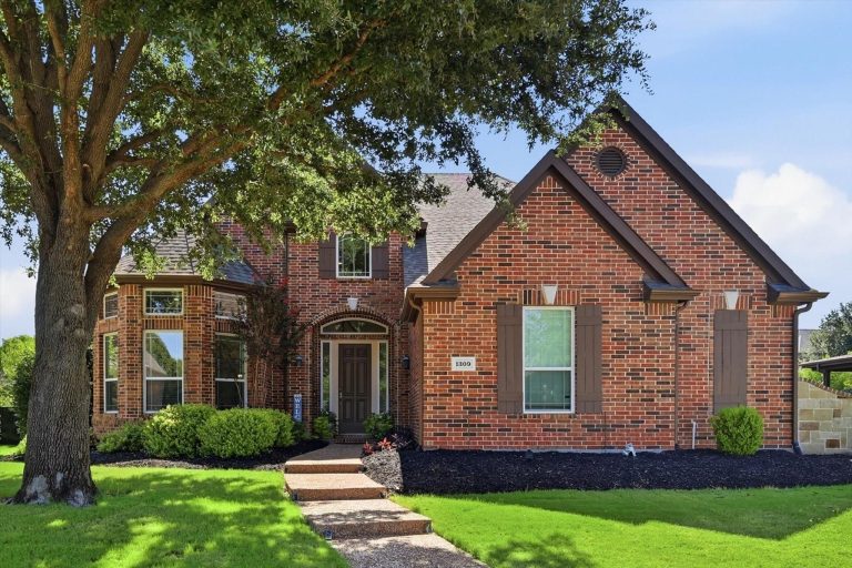 Property Photo of 1309 Shropshire Court, Keller 76248 – Home for Sale in Keller