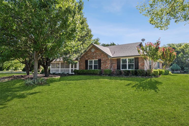 Property Photo of 1980 Winningkoff Road, Lucas 75002 – Home for Sale in Lucas