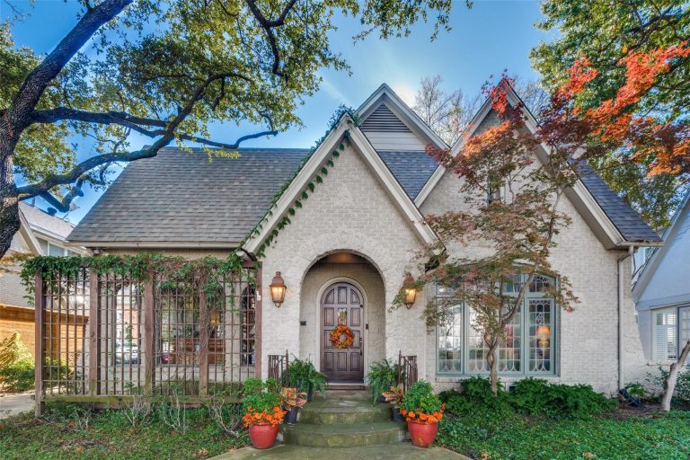 Property Photo of 4537 Belclaire Avenue, Highland Park 75205 – Home for Sale in Highland Park
