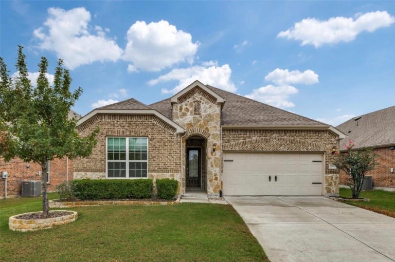 Property Photo of 2909 Barnsley Drive, McKinney 75071 – Home for Sale in McKinney