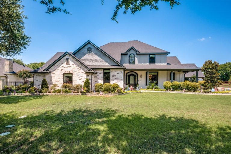 Property Photo of 4600 Upper Glenwick Court, Denton 76226 – Home for Sale in Denton