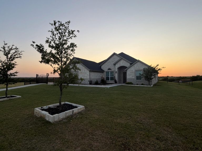 Property Photo of 7409 Autumn Grove Lane, Ponder 76259 – Home for Sale in Ponder