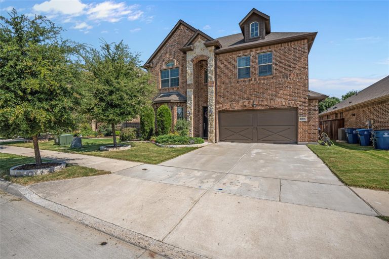 Property Photo of 14856 Gladstone Drive, Aledo 76008 – Home for Sale in Aledo