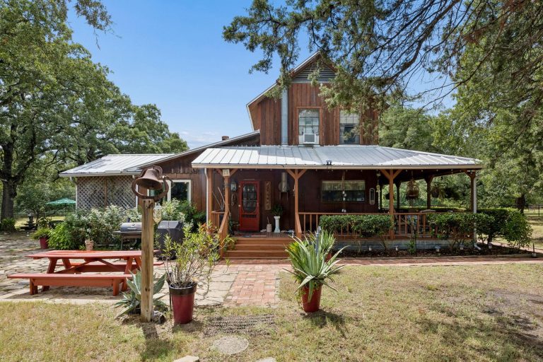 Property Photo of 8363 County Road 4095, Kaufman 75142 – Home for Sale in Kaufman