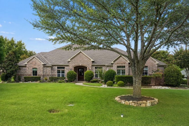 Property Photo of 79 Seis Lagos Trail, Lucas 75098 – Home for Sale in Lucas