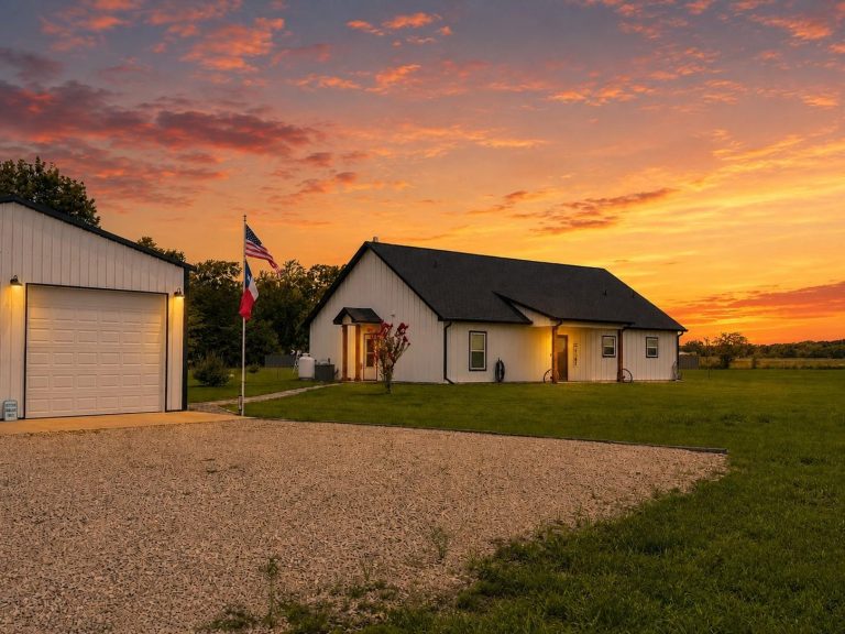 Property Photo of 1384 County Road 2850, Honey Grove 75446 – Home for Sale in Honey Grove