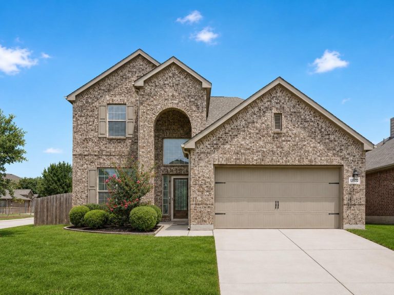 Property Photo of 12532 Autumn Leaves Trail, Fort Worth 76244 – Home for Sale in Fort Worth
