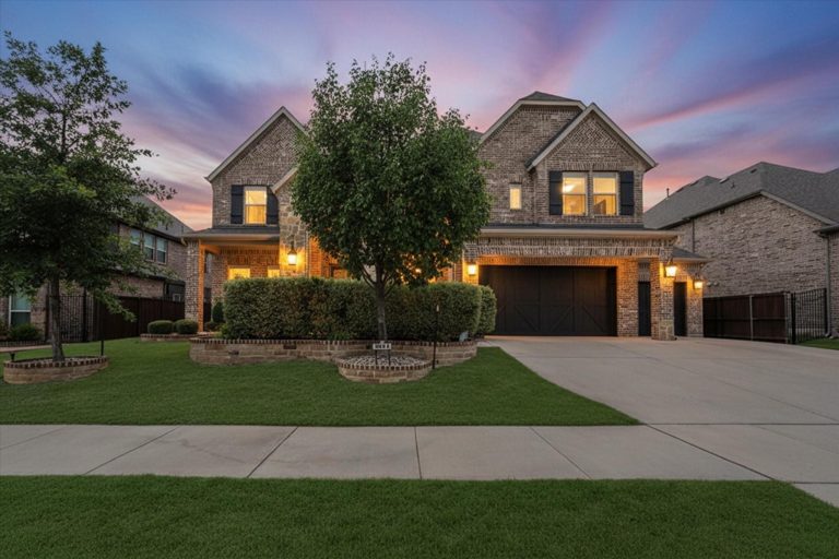Property Photo of 9913 Villa Verde Drive, Fort Worth 76179 – Home for Sale in Fort Worth