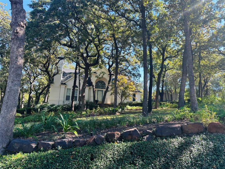 Property Photo of 801 Helen Street, Keller 76248 – Home for Sale in Keller