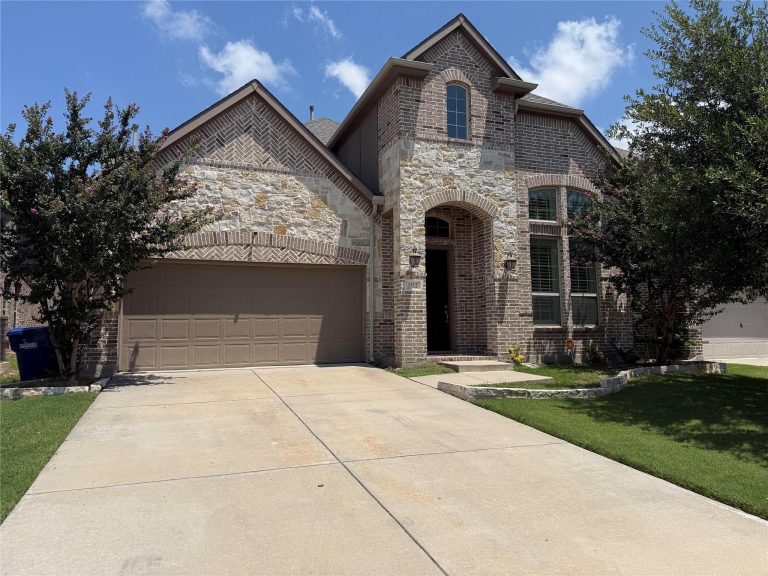 Property Photo of 5512 Grove Cove Drive, McKinney 75071 – Home for Sale in McKinney