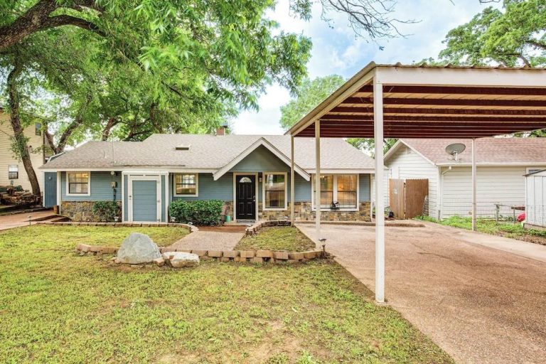 Property Photo of 1720 Rogers Road, Newark 76071 – Home for Sale in Newark