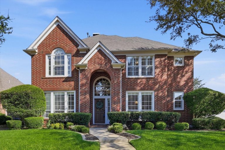Property Photo of 1625 Highland Oaks Drive, Keller 76248 – Home for Sale in Keller