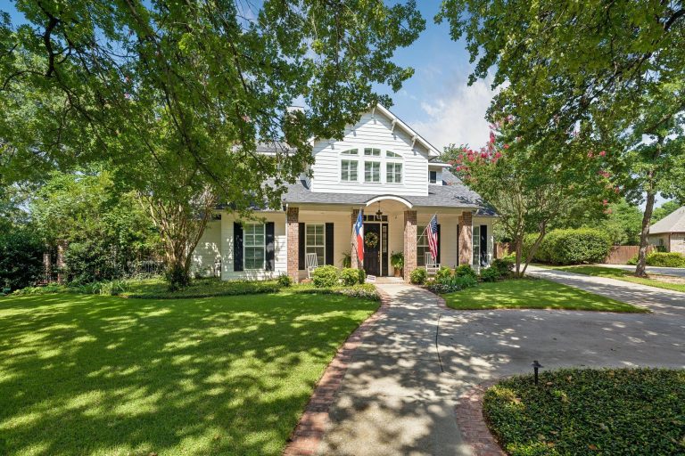 Property Photo of 200 Sharon Rose Court, Denton 76210 – Home for Sale in Denton