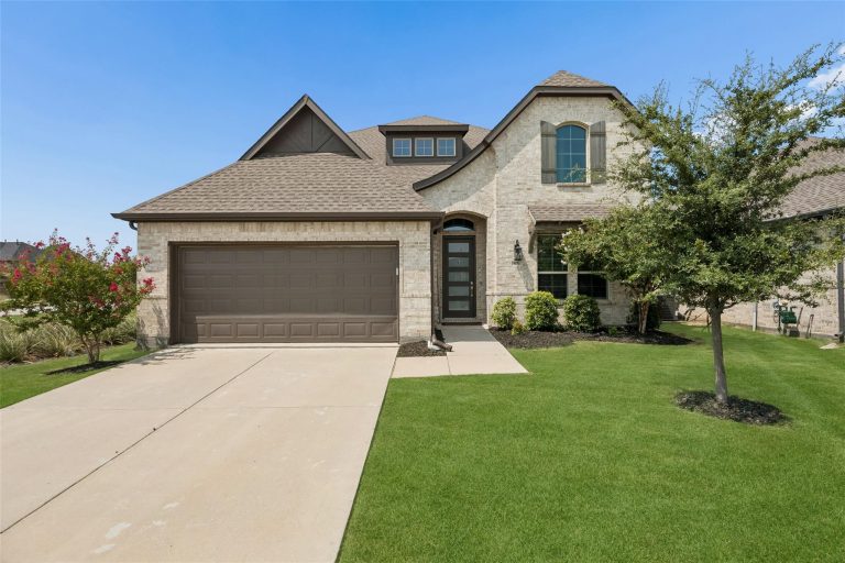Property Photo of 621 Hummingbird Drive, Celina 75009 – Home for Sale in Celina