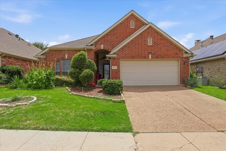 Property Photo of 9427 Ponderosa Trail, Irving 75063 – Home for Sale in Irving