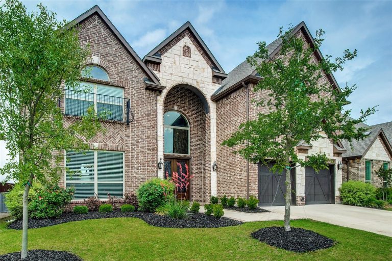 Property Photo of 1209 Summer Lane, McKinney 75071 – Home for Sale in McKinney