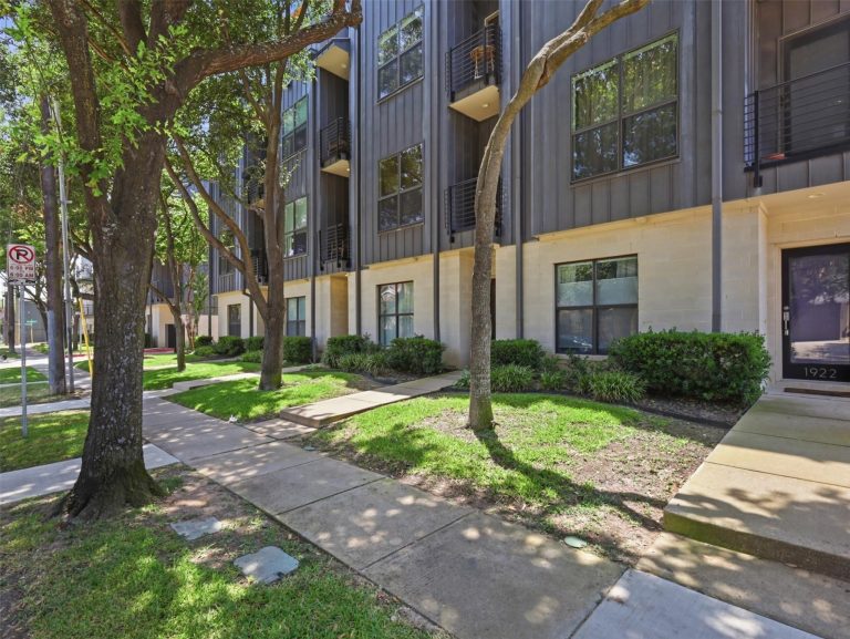 Property Photo of 1918 Hope Way, Dallas 75206 – Home for Sale in Dallas