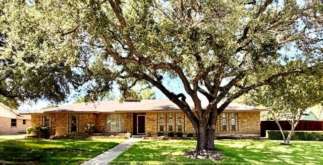 Property Photo of 3320 Rolling Knoll Drive, Farmers Branch 75234 – Home for Sale in Farmers Branch