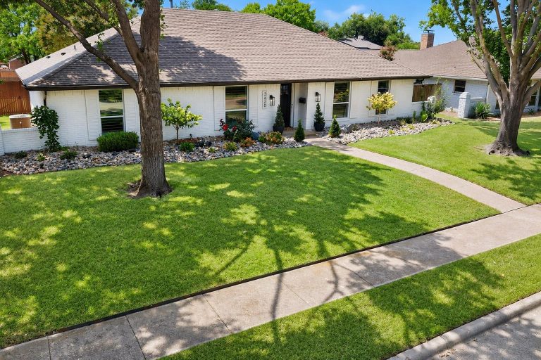 Property Photo of 3620 Big Horn Trail, Plano 75075 – Home for Sale in Plano