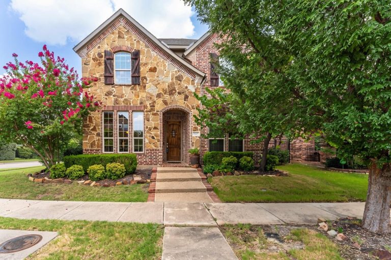 Property Photo of 3817 Plum Vista Place, Arlington 76005 – Home for Sale in Arlington