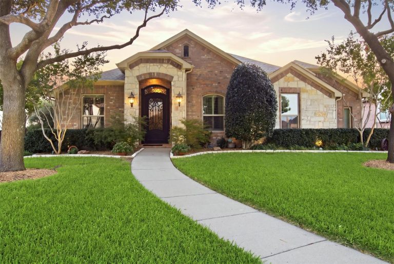 Property Photo of 7201 Northern Lights Court, Plano 75074 – Home for Sale in Plano