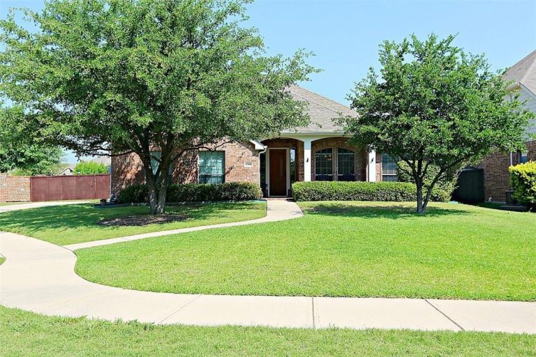 Property Photo of 2801 Madison Drive, Melissa 75454 – Home for Sale in Melissa