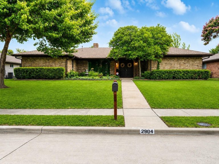 Property Photo of 2904 Robin Road, Plano 75075 – Home for Sale in Plano