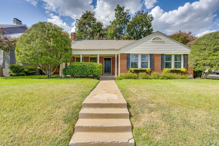Property Photo of 4200 Birchman Avenue, Fort Worth 76107 – Home for Sale in Fort Worth
