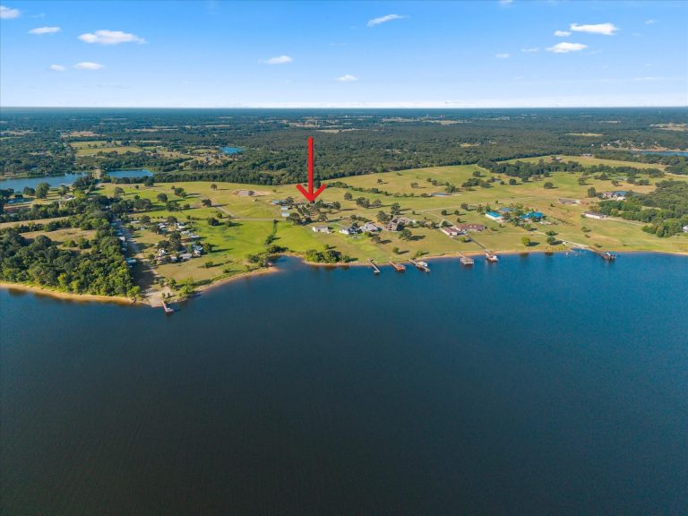 Property Photo of 351 Rs County Road 3378, Emory 75440 – Home for Sale in Emory