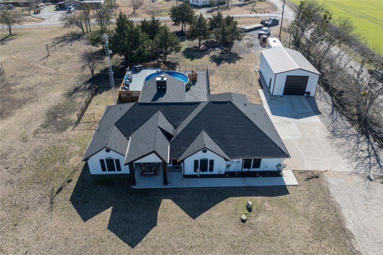 Property Photo of 840 Fm 3133, Van Alstyne 75495 – Home for Sale in Van Alstyne