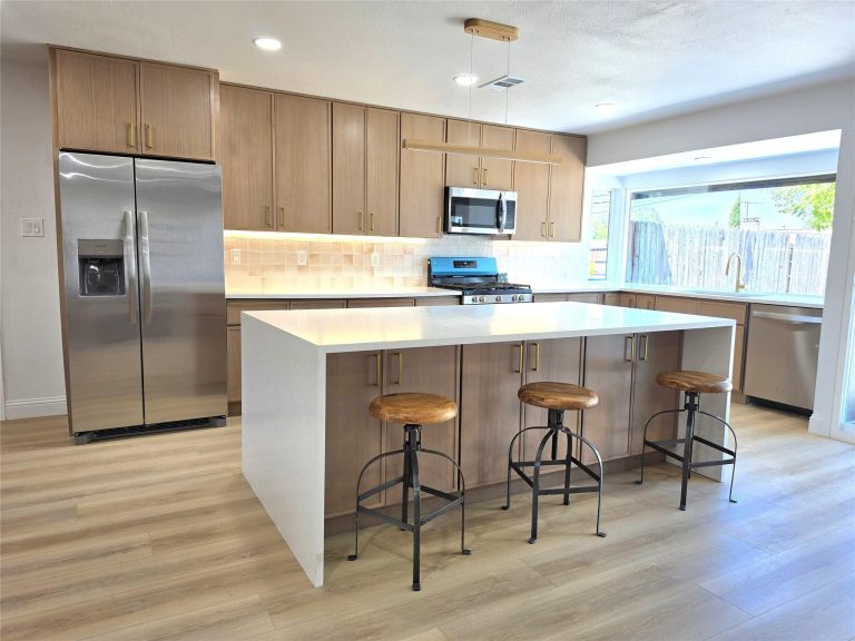 Property Photo of 3757 Blue Trace Lane, Farmers Branch 75244 – Home for Sale in Farmers Branch