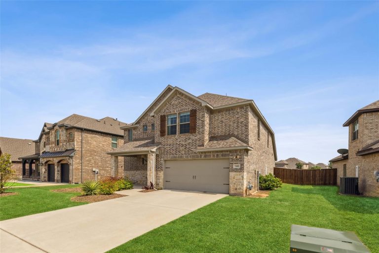 Property Photo of 3405 Melrose Court, Wylie 75098 – Home for Sale in Wylie