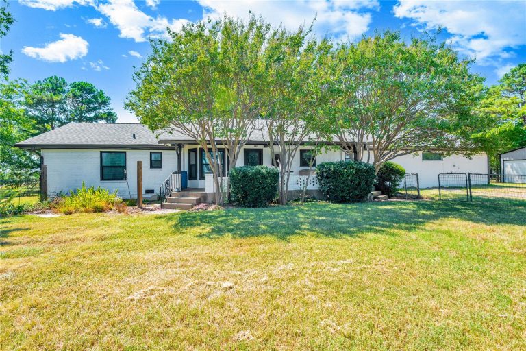 Property Photo of 3007 County Road 805B, Cleburne 76031 – Home for Sale in Cleburne