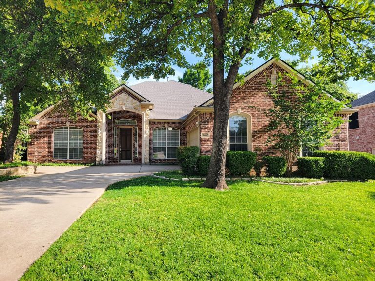 Property Photo of 3402 Bentley Court, Highland Village 75077 – Home for Sale in Highland Village