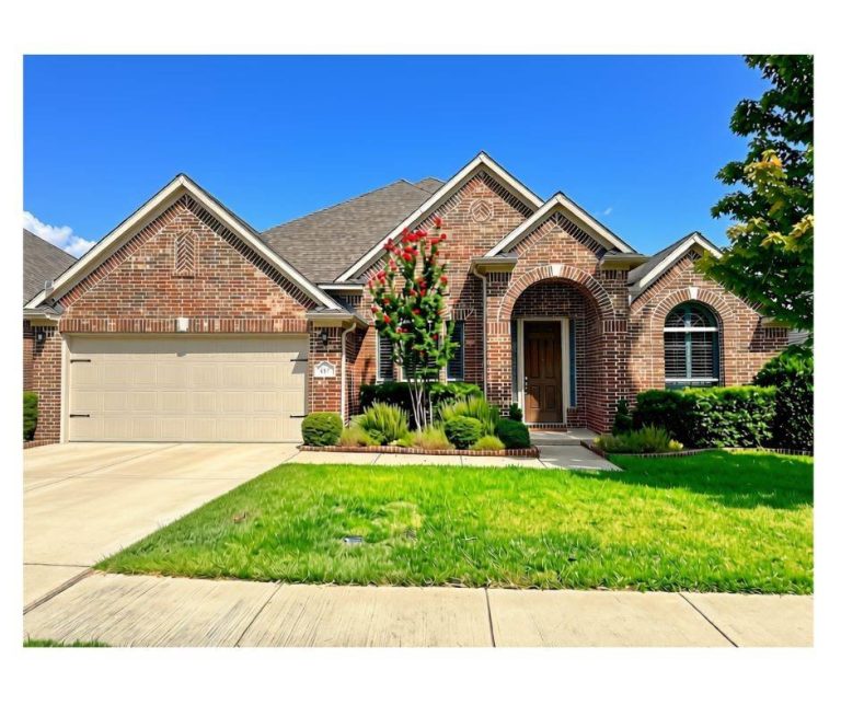 Property Photo of 617 Newchester Drive, Roanoke 76262 – Home for Sale in Roanoke