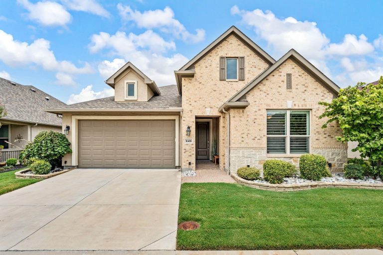 Property Photo of 10408 Claystone Drive, Denton 76207 – Home for Sale in Denton
